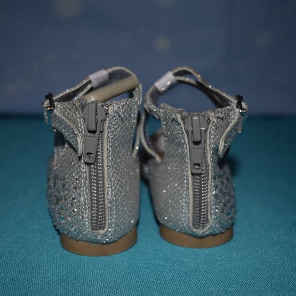NIB ~ Little Angel Silver Glitter Britt Ankle Strap Flat Toddler 6 - Picture 7 of 9